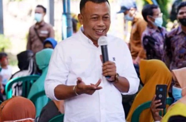 Kang Giri Tinjau Penyaluran BPNT Tunai di Jambon Ponorogo