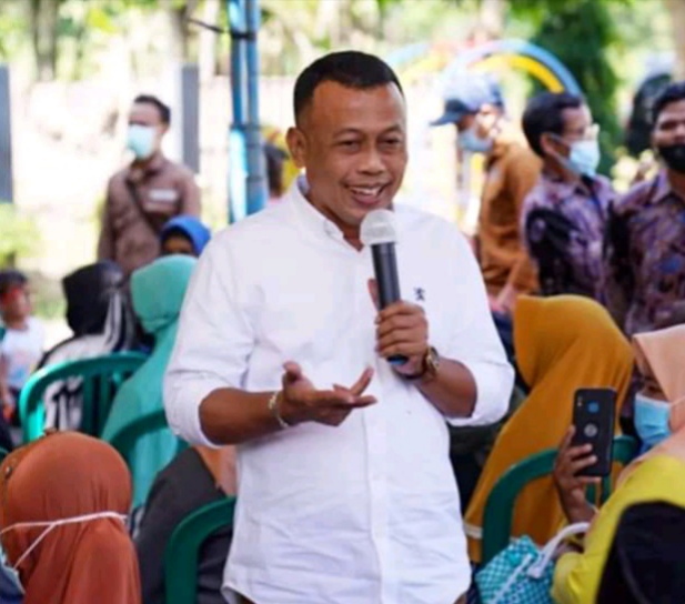 Kang Giri Tinjau Penyaluran BPNT Tunai di Jambon Ponorogo