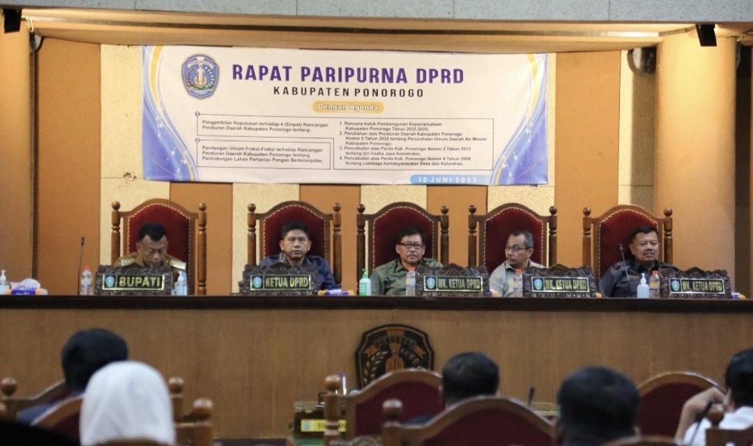 DPRD Ponorogo Kebut Raperda LP2B, dan Sahkan Dua Raperda Lainnya