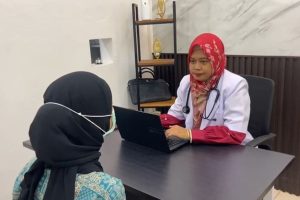 Salut, Berobat ke dr. Rafika Agustin Ponorogo Bisa Dibayar Doa