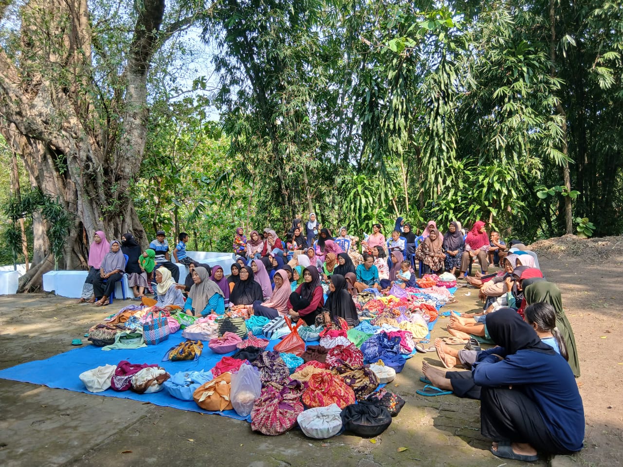 Sedekah Bumi Kelurahan Tinap, Sukomoro, Magetan Meriah