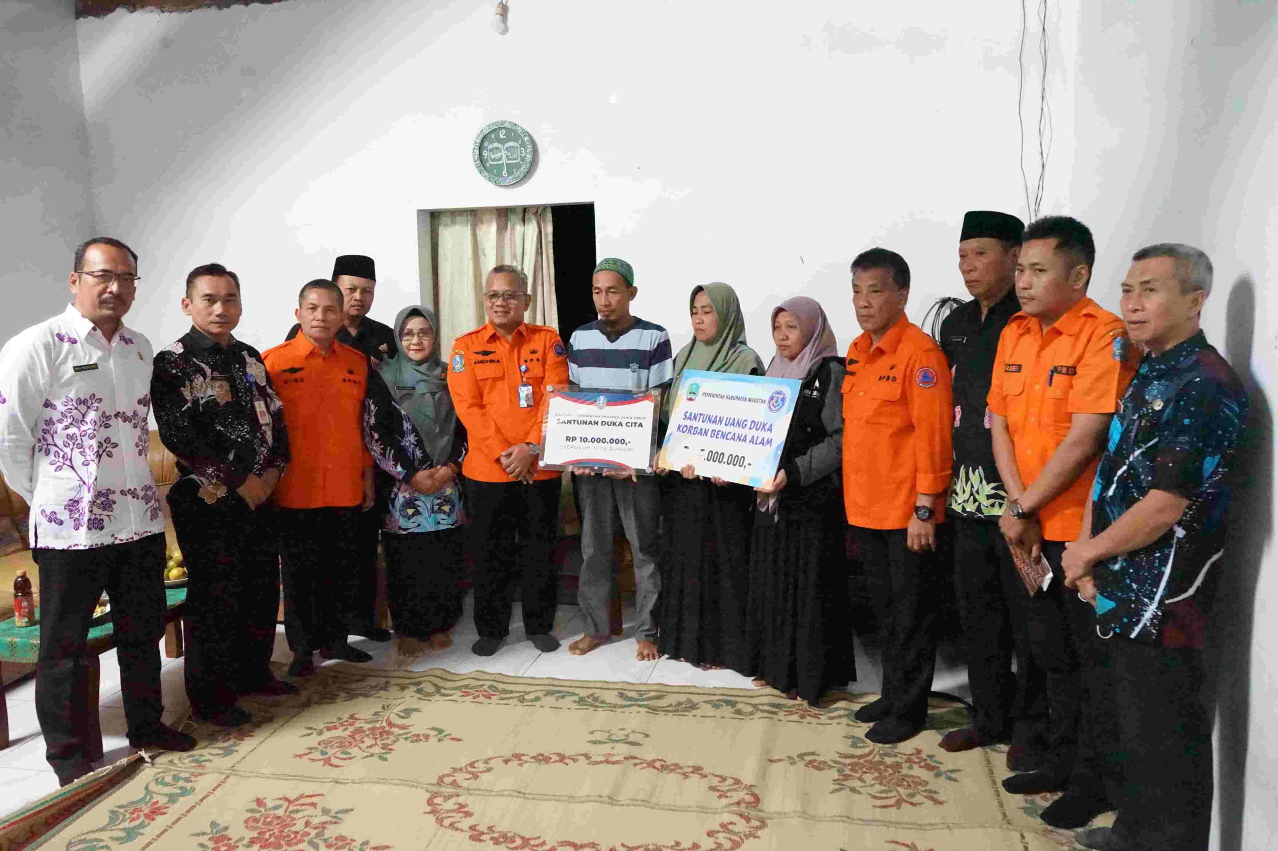 Pemkab Magetan dan Pemprov Jatim Salurkan Bantuan Bencana Rumah Roboh