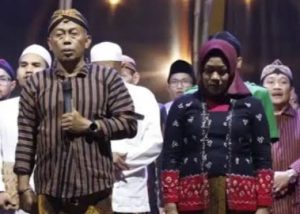 Bupati Sugiri, Wajibkan ASN Pakai Surjan saat Ponorogo Rikolo Semono