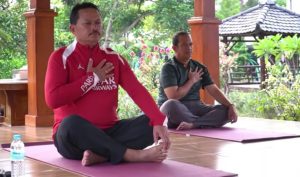 Ciptakan Aparatur Sehat, ASN Pemkot Madiun Senam Yoga