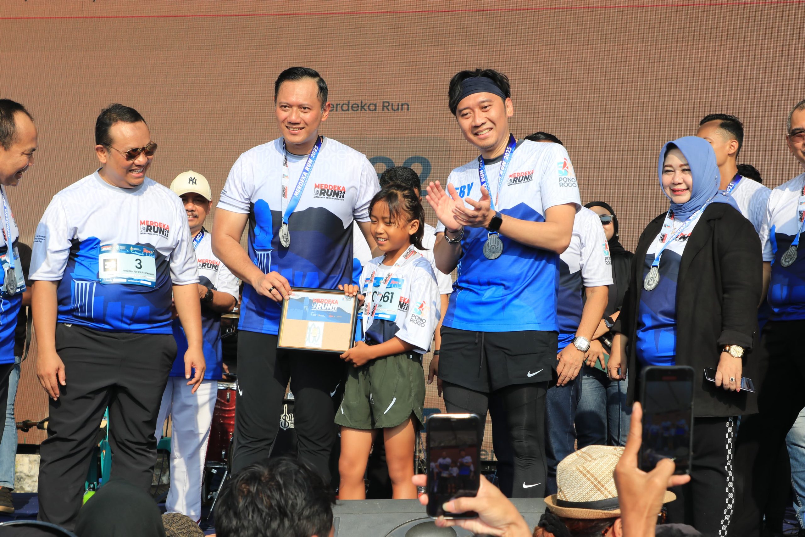 Bocil Super, Kalahkan Ribuan Peserta, Juarai Merdeka Run 2025 Ponorogo