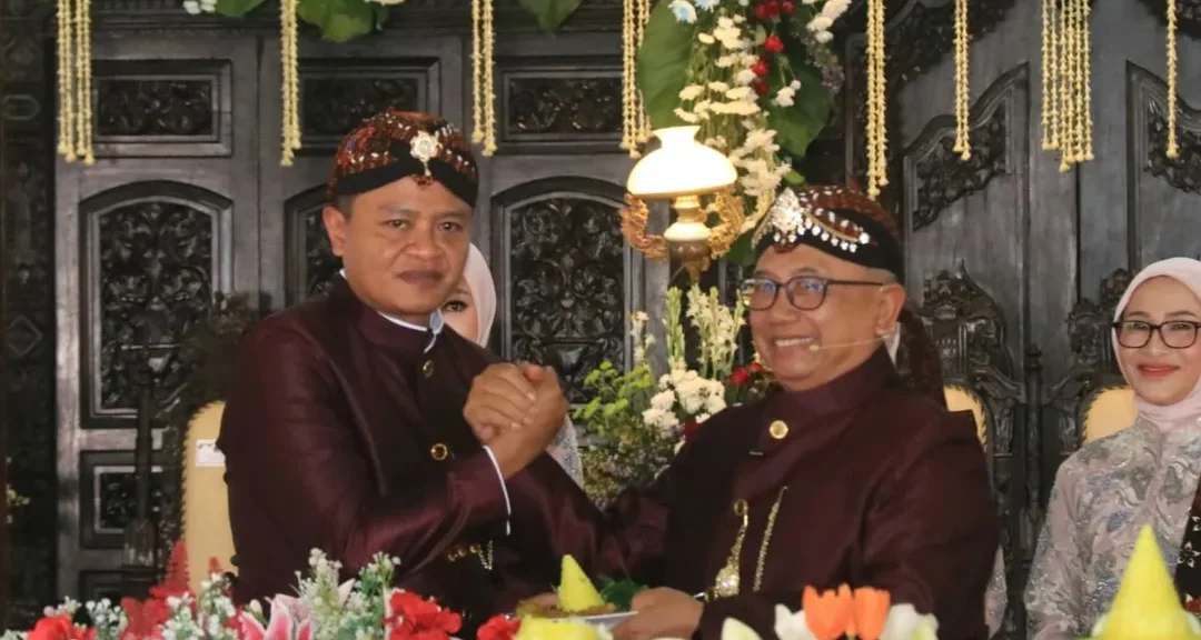 Hari Jadi 701 Blitar, Hurup Hambangun Praja