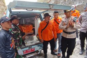 Korban Tambang Longsor Magetan Ditemukan