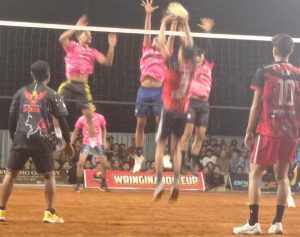 Sempat Kocar-kacir Akhirnya Tim Voli Putra GRIB Jaya Ponorogo, Lolos ke Semifinal Wringinanom Cup