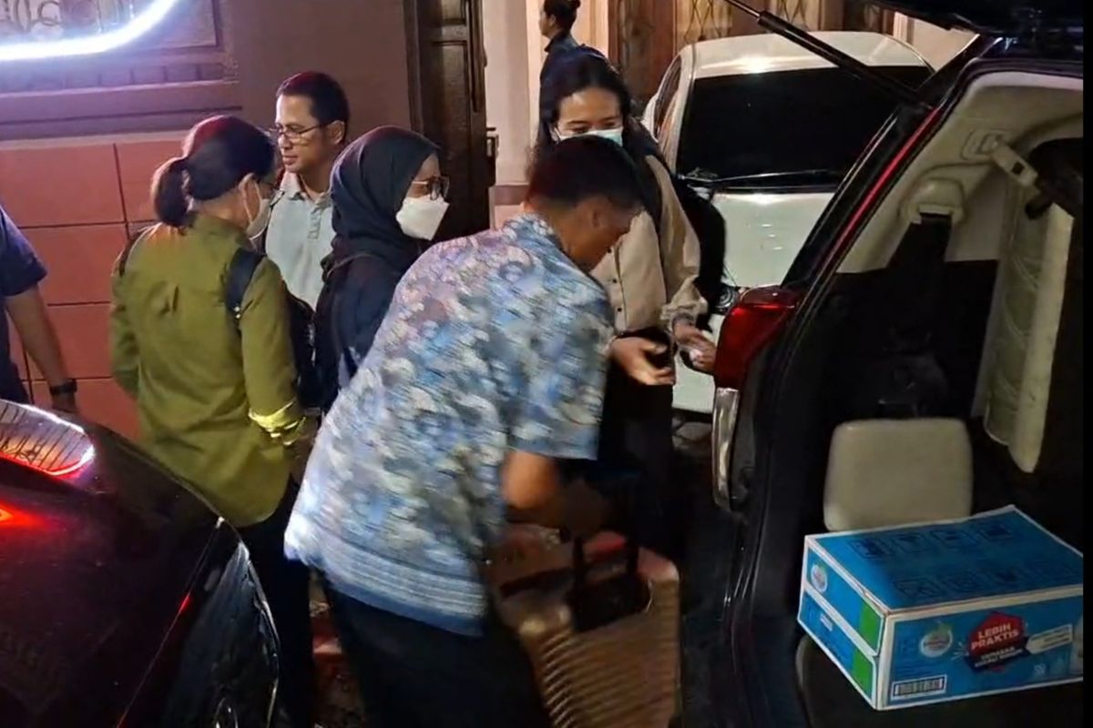 KPK Geledah Rumah Pribadi Agus Pramono di Madiun