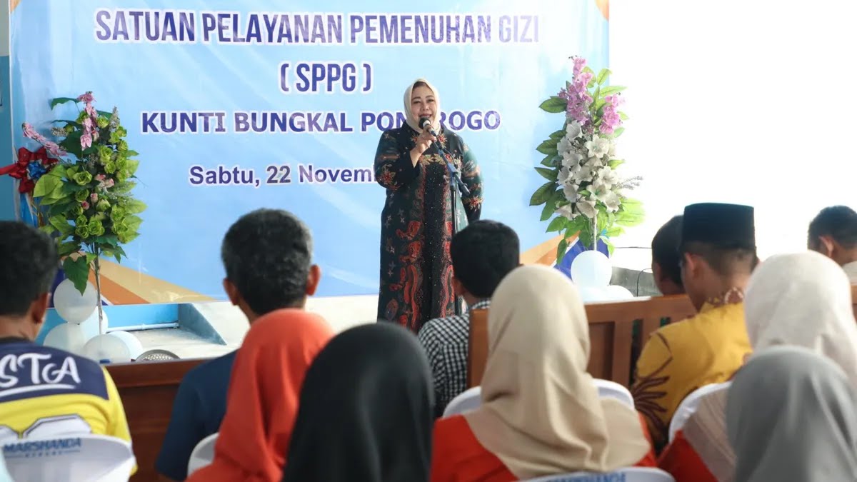 Peresmian SPPG di Bungkal, Ponorogo Bupati Lisdyarita: Ekonomi Masyarakat Terdampak Positif