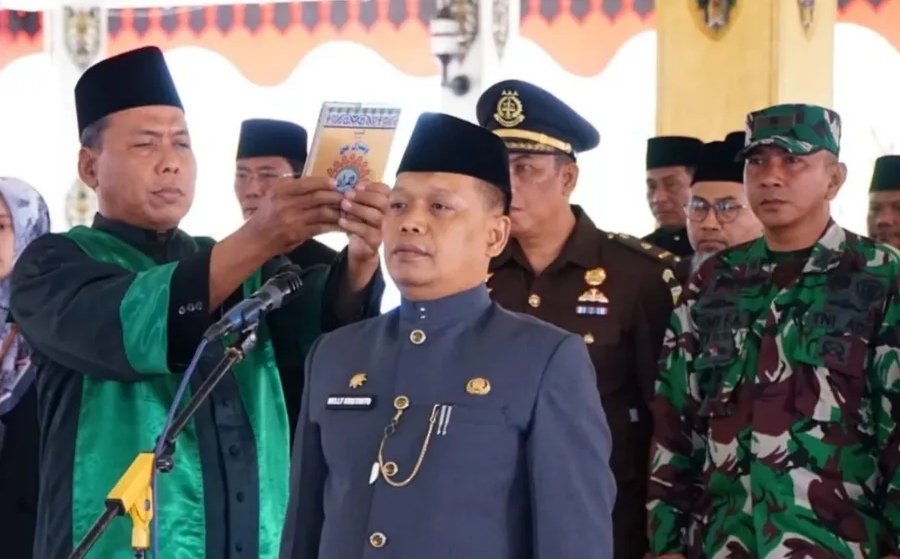 Sekda Magetan Resmi Dilantik, Bupati Nanik Inginkan Seluruh OPD Selaras