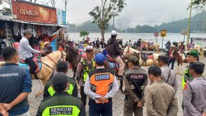 Pastikan kenyamanan Pengunjung Telaga Sarangan, Polres Magetan Tingkatkan Pengamanan