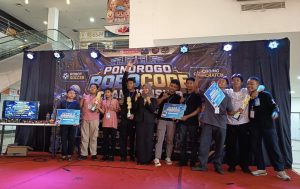 SMP Terpadu Ponorogo Sukses Raih Juara III Robot Soccer Senior Regional