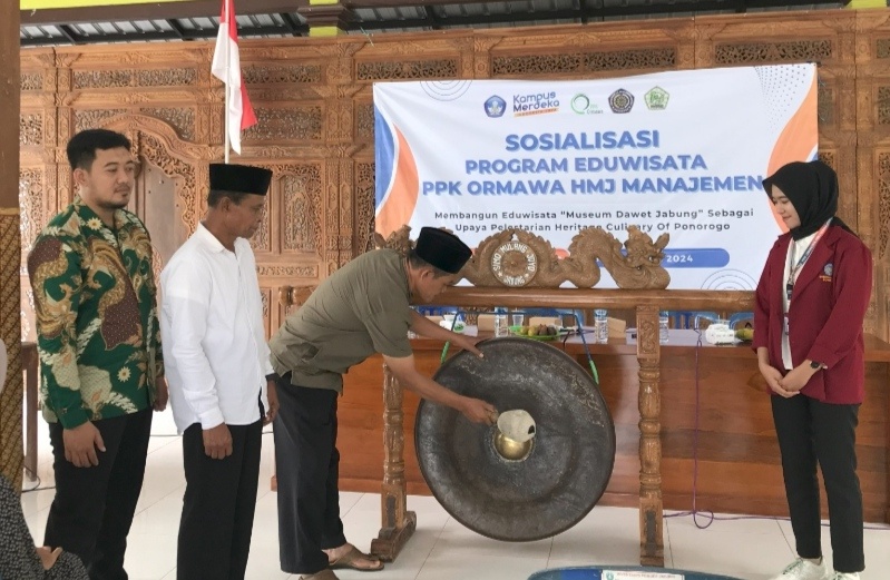 Bupati Ponorogo Apresiasi Museum Dawet Jabung Inisiasi Mahasiswa Unmuh Ponorogo